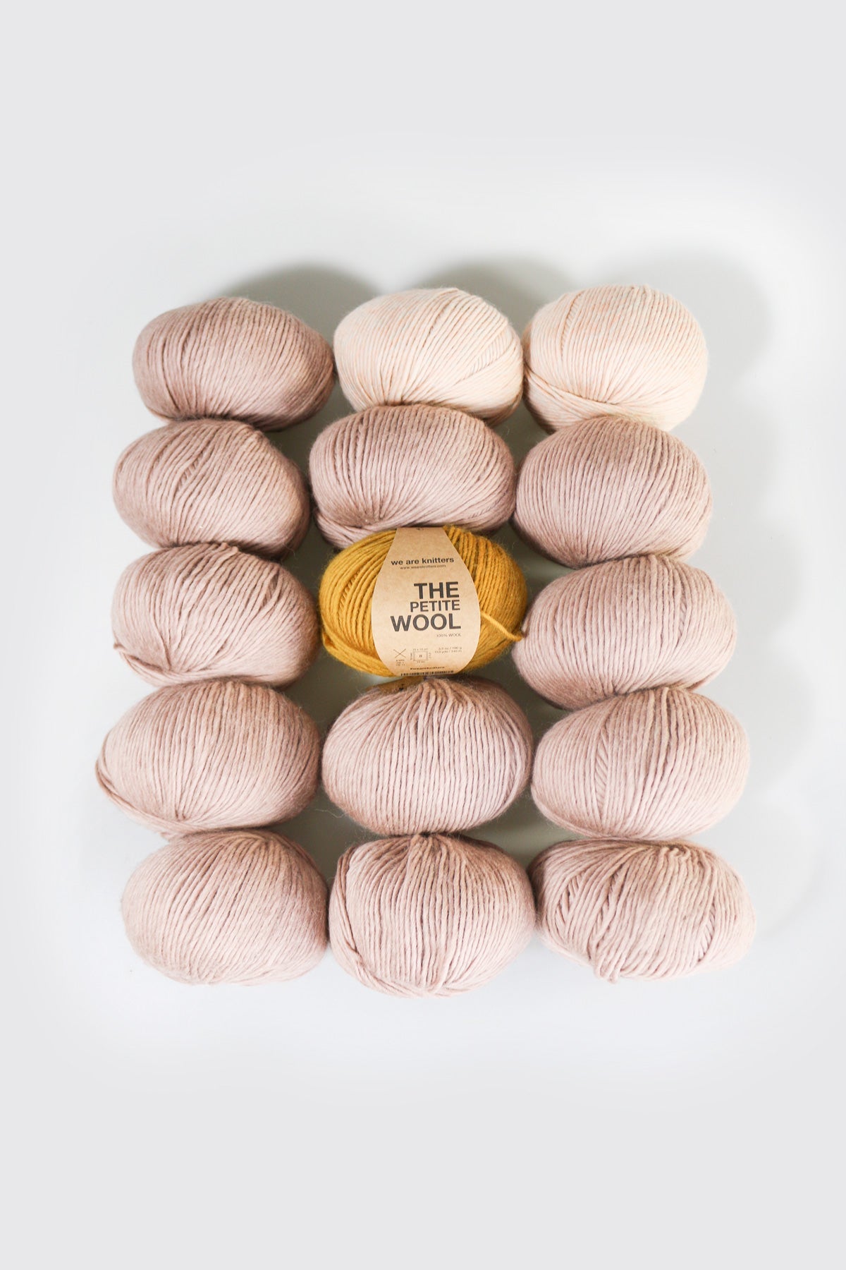 Pakke med 15 Petite Wool garnnøgler