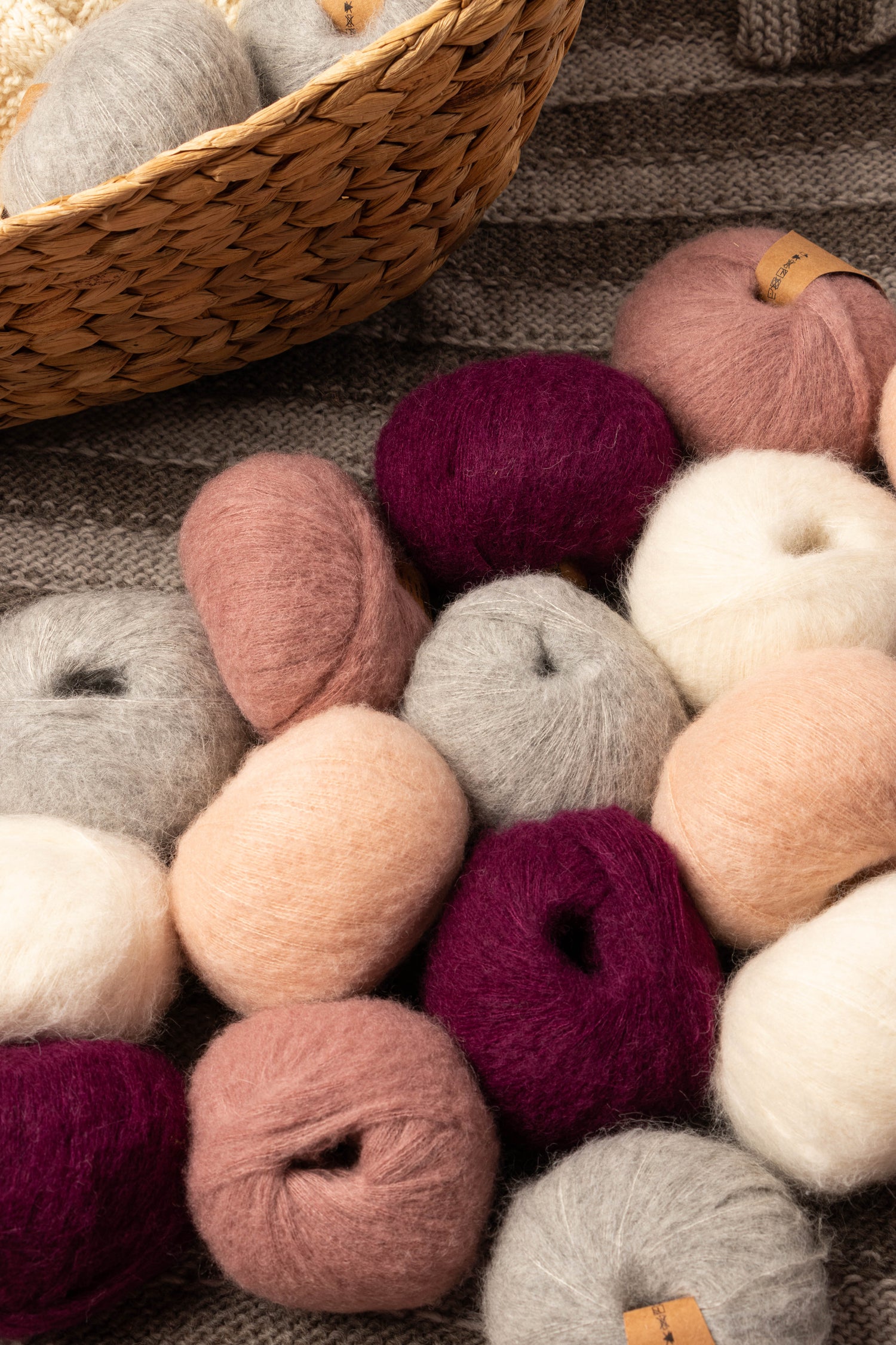 Pakke med 10 Touch me Mohair garnnøgler