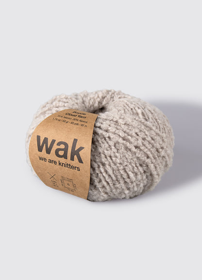 The Boucle Cloud Yarn Pearl Grey
