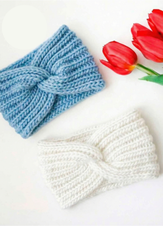 The Springbreeze Headband Kit by @woolandknits  - Yummy Yarn Fine Version